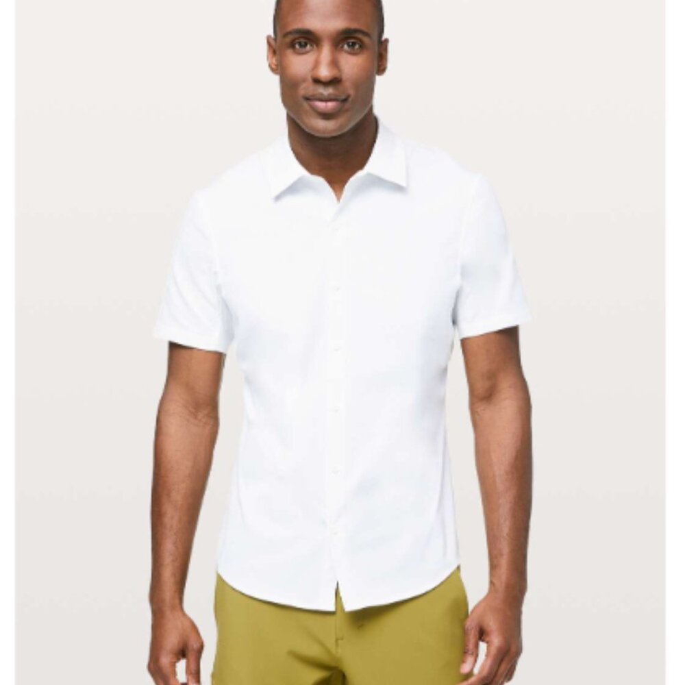 Lululemon Airing Easy Short Sleeve Buttondown Like New